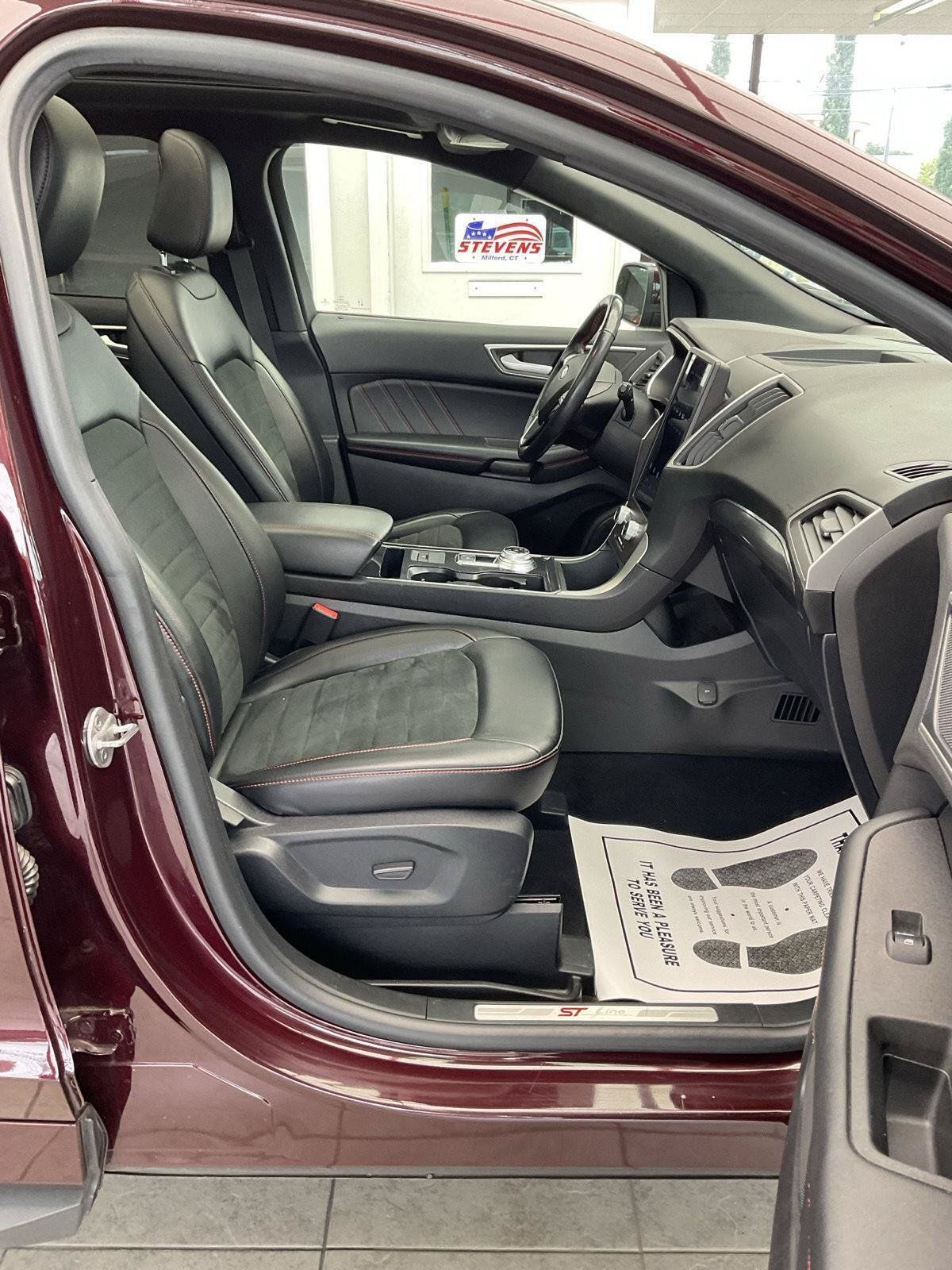 Used 2021 Ford Edge ST-Line AWD/4WD image 12