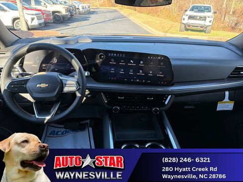 New 2026 Chevrolet Suburban LS image 14