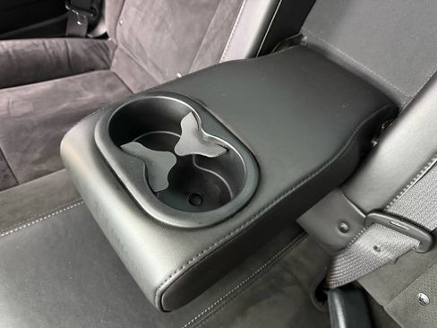 Used 2019 Dodge Challenger R/T w/ Plus Package image 33