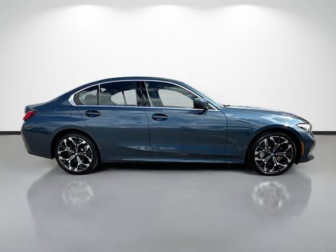 Used 2025 BMW 330i Sedan image 2