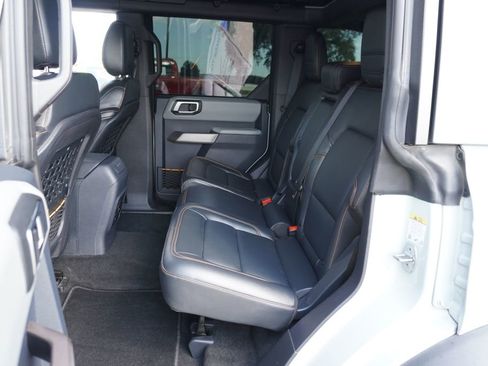 Certified 2023 Ford Bronco Badlands AWD/4WD image 18