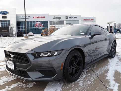 Used 2024 Ford Mustang Coupe image 16