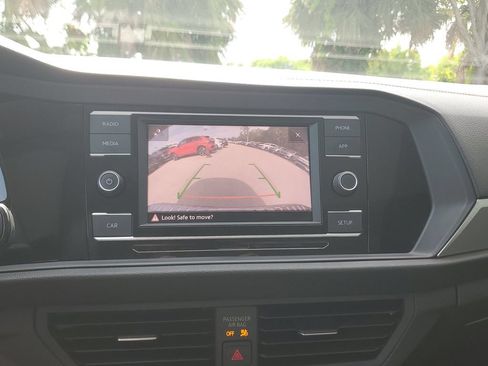 Used 2019 Volkswagen Jetta SE FWD image 26