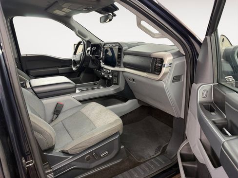 Used 2021 Ford F150 XLT w/ Equipment Group 302A High image 15