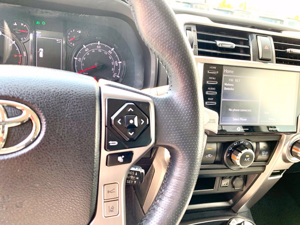 Used 2024 Toyota 4Runner SR5 AWD/4WD image 35
