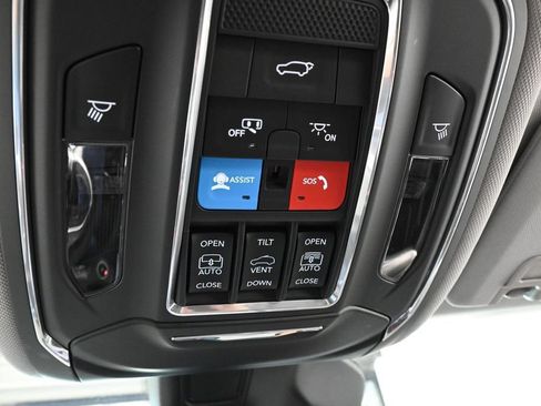 Used 2023 Jeep Grand Cherokee L Limited w/ Trailer Tow Group (B) RWD image 30
