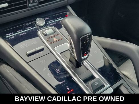 Used 2022 Porsche Cayenne S AWD/4WD image 36