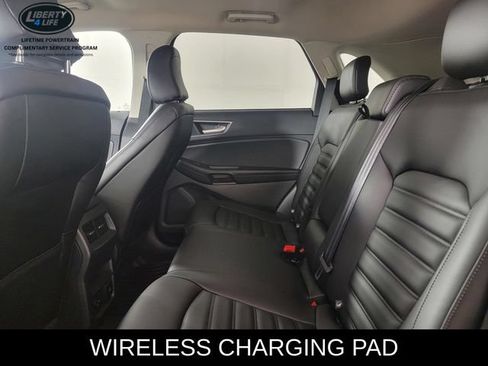 Certified 2022 Ford Edge SEL w/ Convenience Package AWD/4WD image 16