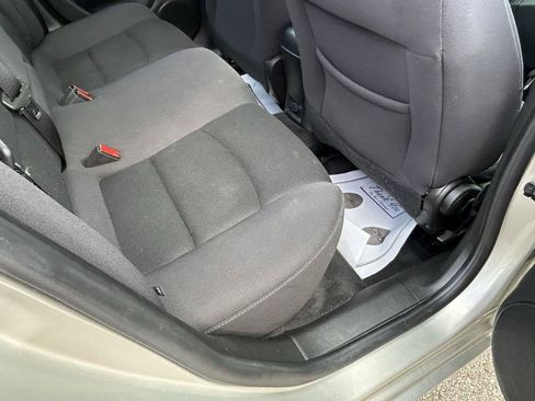 Used 2016 Chevrolet Cruze LT FWD image 11