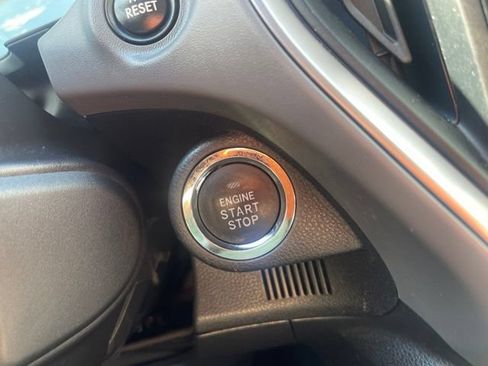 Used 2024 Subaru Crosstrek 2.0i Premium AWD/4WD image 27