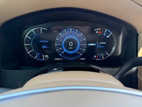 Used 2019 Cadillac Escalade Platinum AWD/4WD image 28