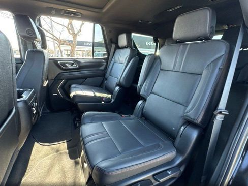 Used 2024 Chevrolet Tahoe RST w/ Luxury Package image 7