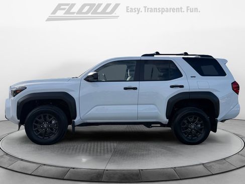 Used 2025 Toyota 4Runner SR5 image 5