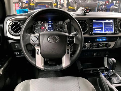 Certified 2022 Toyota Tacoma SR5 image 5