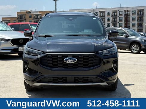 Used 2023 Ford Escape ST-Line Elite w/ Premium Technology Package AWD/4WD image 6