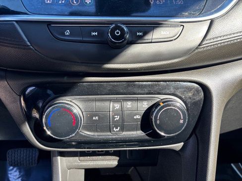 Used 2021 Buick Encore GX Preferred image 18