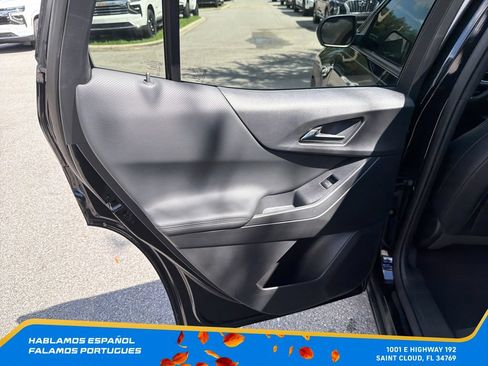 New 2027 Chevrolet Equinox LT w/ Convenience Package II FWD image 24