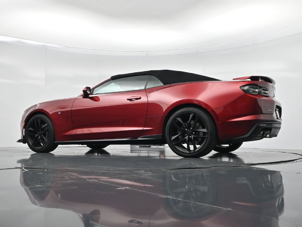 Used 2023 Chevrolet Camaro SS RWD image 29