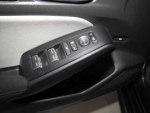 Certified 2025 Honda Civic Sport Touring image 12