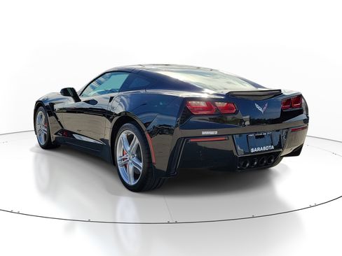 Used 2016 Chevrolet Corvette Stingray Coupe RWD image 4