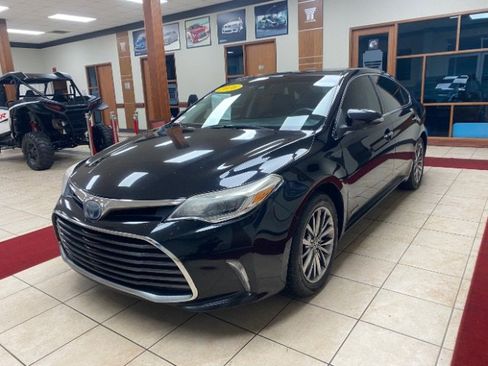 Used 2016 Toyota Avalon Limited image 1