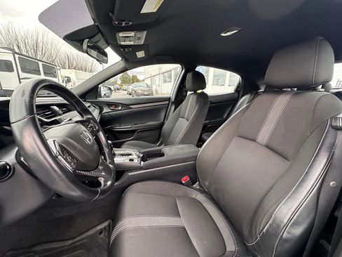 Used 2019 Honda Civic Sport image 10