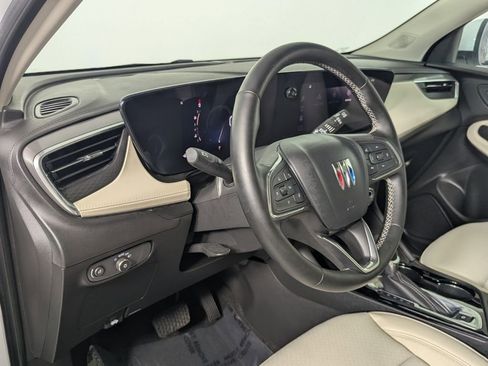 Used 2024 Buick Encore GX Preferred w/ Comfort Package AWD/4WD image 11