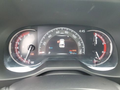 Used 2024 Toyota RAV4 LE FWD image 20