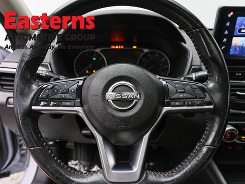 Used 2023 Nissan Altima 2.5 SR w/ SR Premium Package FWD image 10