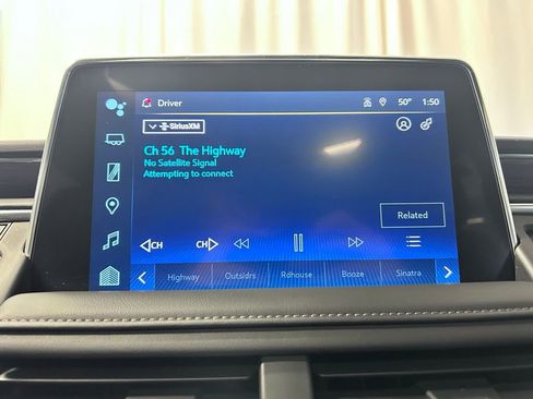 Used 2023 Chevrolet Suburban Z71 w/ Off-Road Capability Package image 14