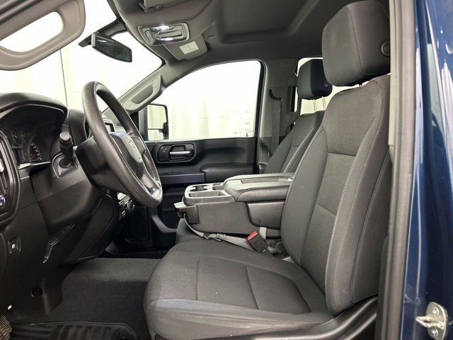 Used 2020 Chevrolet Silverado 2500 Custom w/ Custom Value Package AWD/4WD image 6