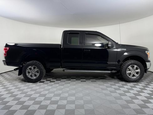 Used 2018 Ford F150 XLT w/ Equipment Group 302A Luxury AWD/4WD image 7