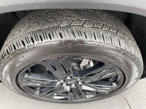 Used 2025 GMC Acadia Elevation w/ Elevation Premium Package image 33