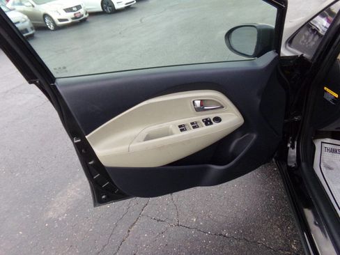 Used 2012 Kia Rio LX w/ PWR Pkg image 8