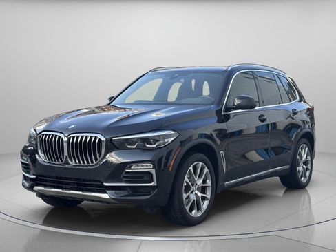 Used 2021 BMW X5 xDrive40i w/ Premium Package image 2