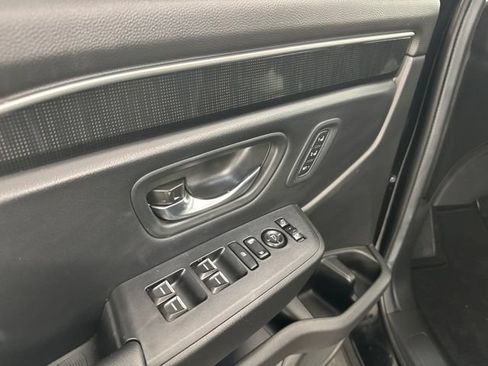 Used 2025 Honda Pilot Elite image 18