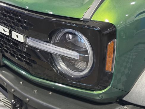 Used 2023 Ford Bronco Wildtrak AWD/4WD image 13