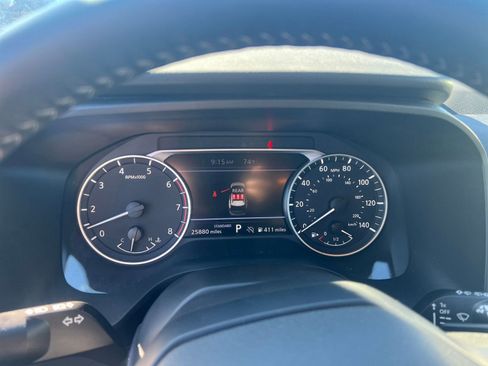 Used 2025 Nissan Rogue SV FWD image 40