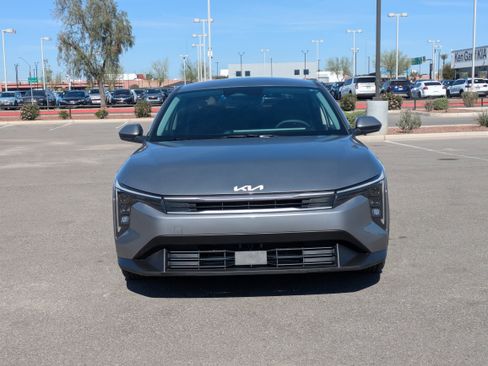 Certified 2025 Kia K4 LXS image 8