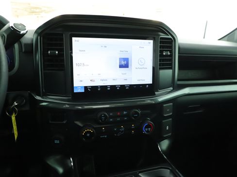 Used 2025 Ford F150 STX w/ Equipment Group 200A RWD image 20