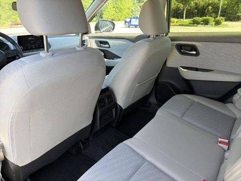 Certified 2023 Nissan Rogue SV AWD/4WD image 19