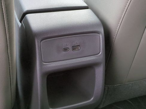 New 2026 Chevrolet Trax ACTIV w/ Sunroof Package image 36