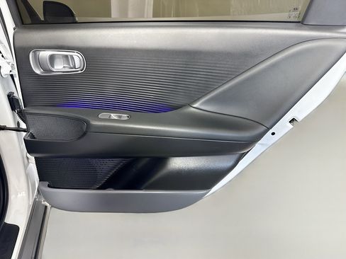 Used 2023 Hyundai Ioniq 6 SEL w/ Cargo Package image 28