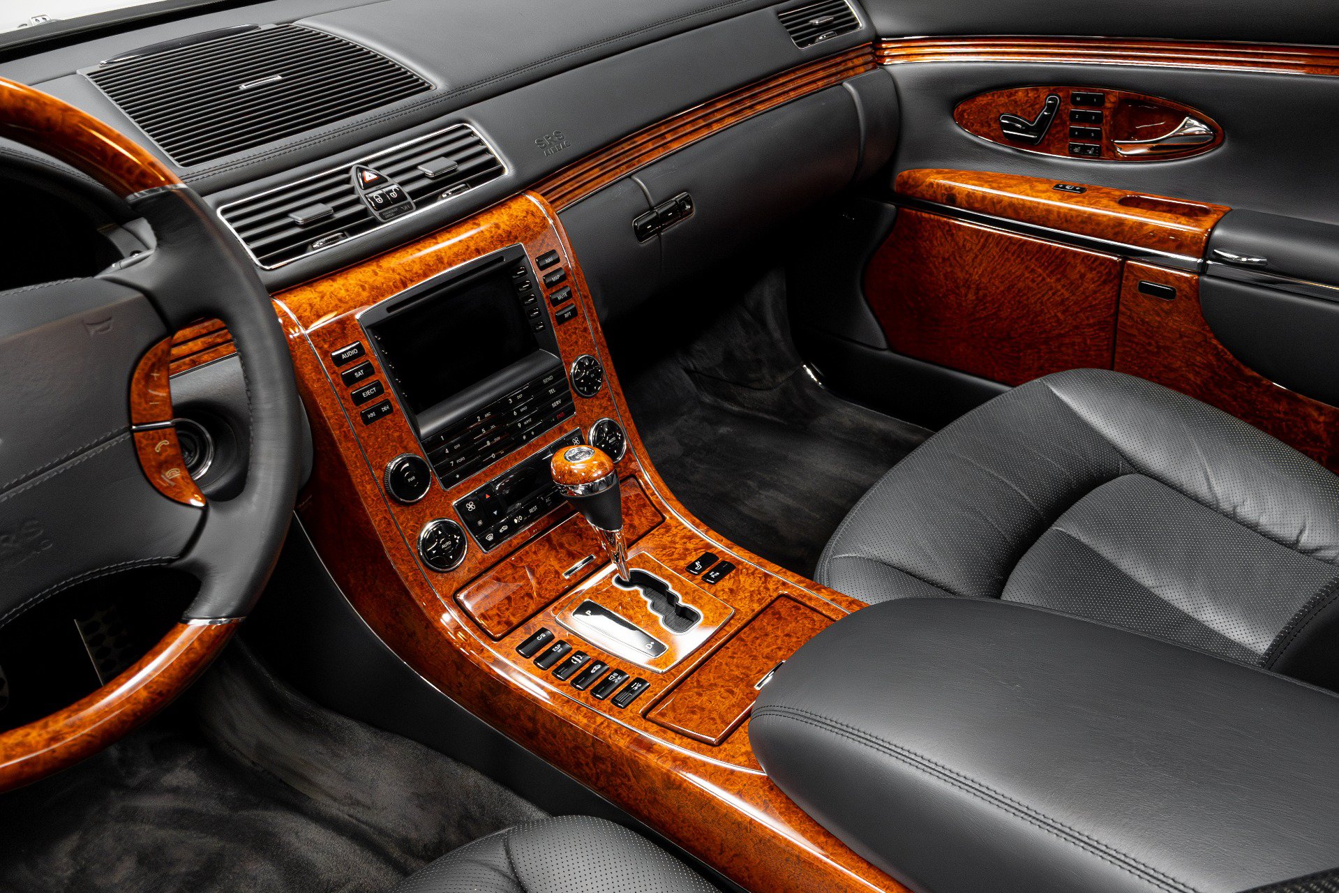 Used 2004 Maybach 57 RWD image 81
