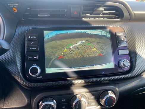 Used 2024 Nissan Kicks SV image 12