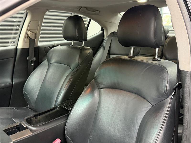 Used 2009 Lexus IS 250 w/ Preferred Accessory Pkg RWD image 10