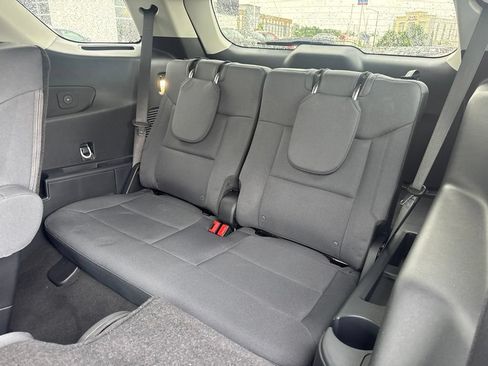 Used 2026 Ford Explorer Active AWD/4WD image 17