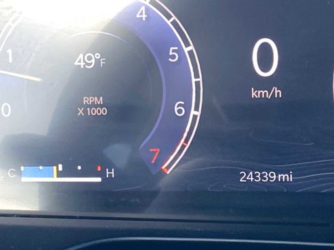 Certified 2023 Jeep Grand Cherokee Limited w/ Luxury Tech Group II image 19