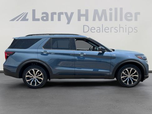 New 2026 Ford Explorer ST-Line RWD image 6