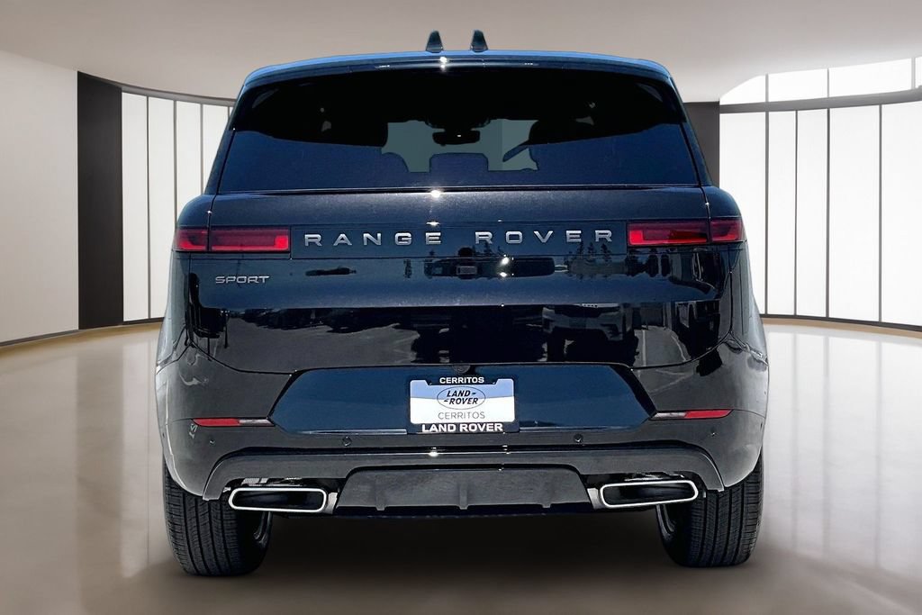 New 2026 Land Rover Range Rover Sport Dynamic SE AWD/4WD image 4